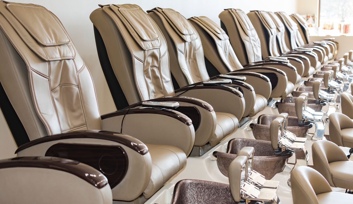 The Epitome of Opulence: Dive into Gulfstream Pedicure Spa Chairs